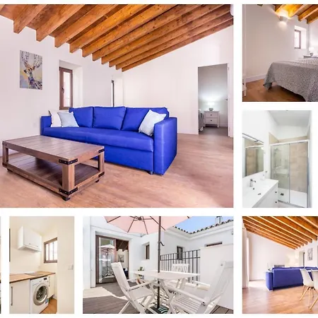 Stunning Apartment In Central Sevilla Buitenkant foto